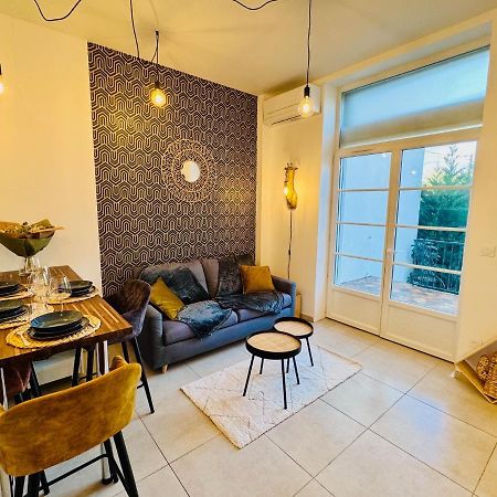 Appartement Chaleureux T2 Proche Gare à Bourgoin-Jallieu Extérieur photo